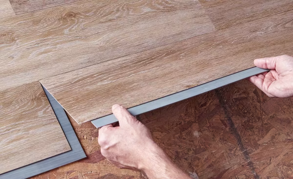 How to choose the right LVP for a Naples home